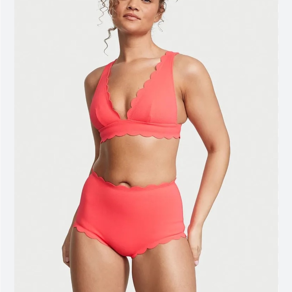 Victoria’s Secret Swimsuit M NWT